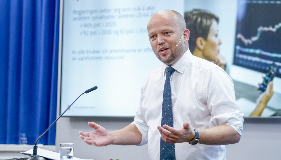 — Flere må i jobb, sa finansminister Trygved Slagsvold Vedum på fredagens pressemelding.