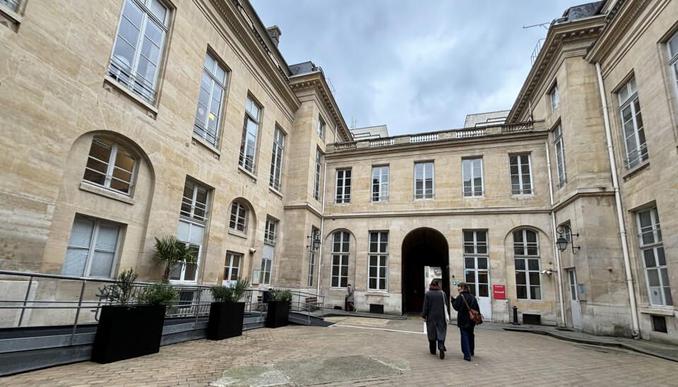 Bakgården til universitetsområdet der økonomifakultetet holder til. Det er her Oda Nedregård har kontoret sitt.